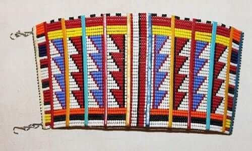 Trndtional bracelet - Acts Africa